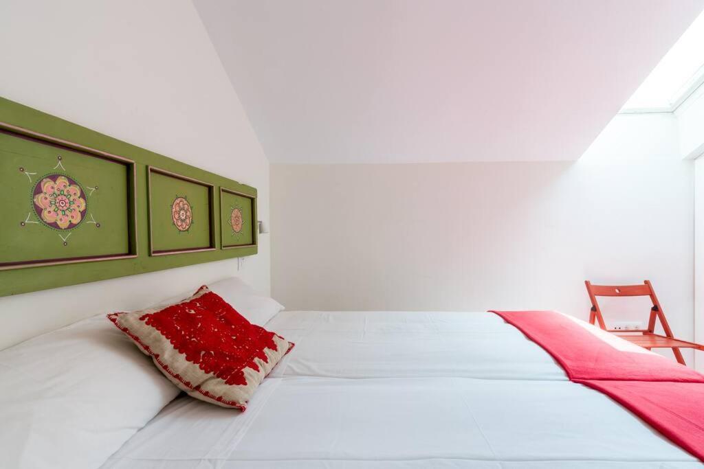 Apartamentos Rg, San Vicente 22 Севиля Екстериор снимка